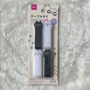Daiso Cat Cable Ties Black and White Set